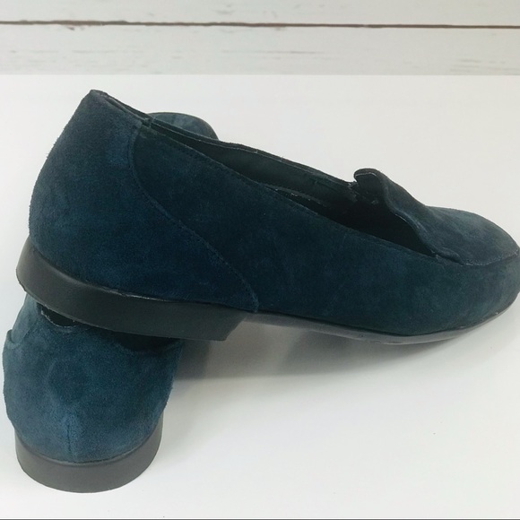 Blue Suede Slip On Loafers Size 8 The TOG Shop - Picture 2 of 7